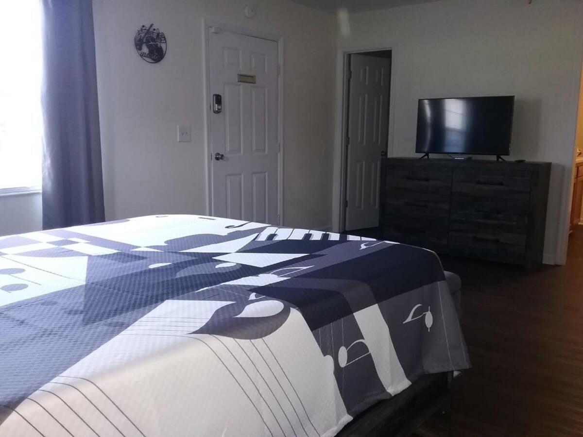 Music Studio Getaway, Close To Entertainment! McMinnville Bagian luar foto