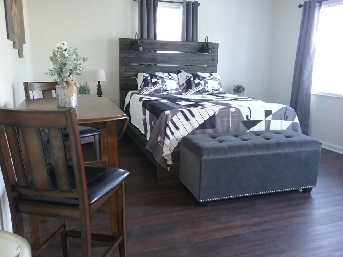 Music Studio Getaway, Close To Entertainment! McMinnville Bagian luar foto